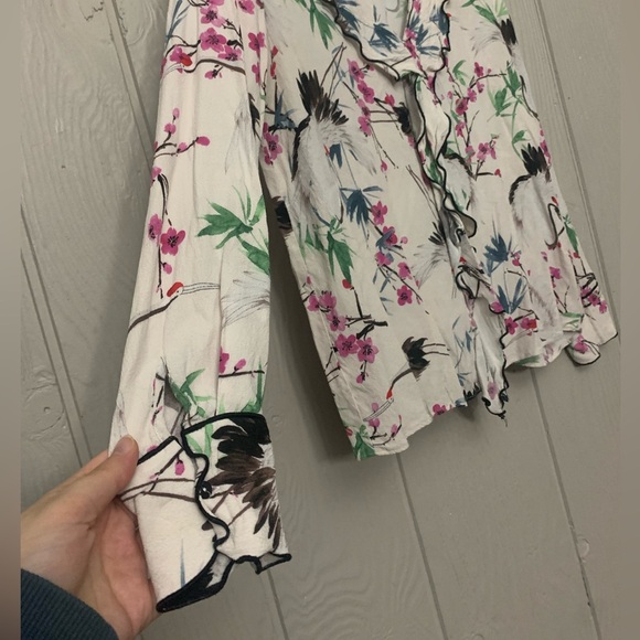 Zara long sleeve ruffle blouse floral print size medium - Picture 3 of 6